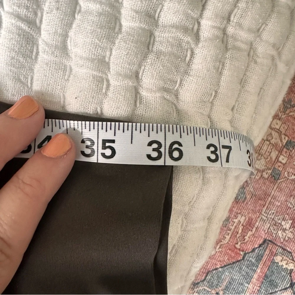 Old Navy Active (XS) Powersoft High Rise Tapered Legging w Pockets- Charcoal - Picture 10 of 11